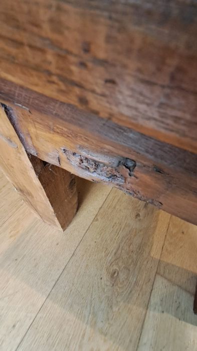 Mesa mexicana muito rústica em teca