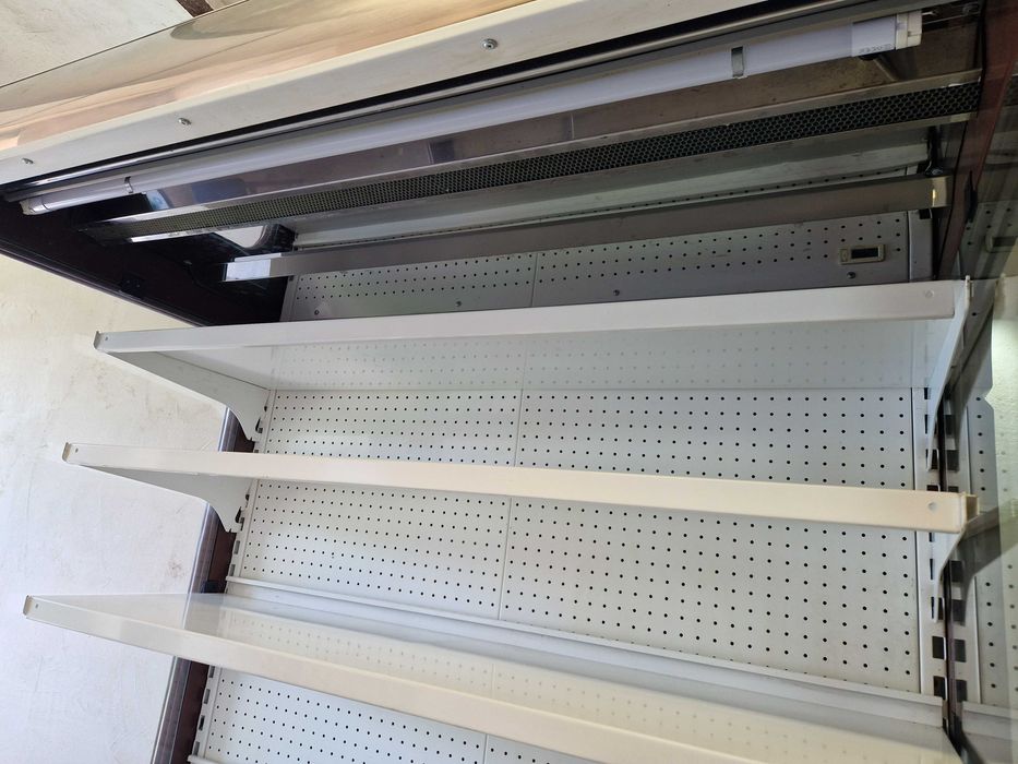 REGAŁ CHŁODNICZY sklepowy z roletą nocną COLD R14 witryna chłodnia