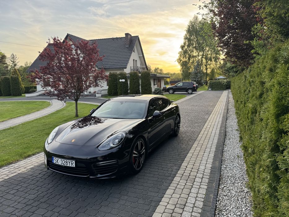 Porsche Panamera GTS 2014r