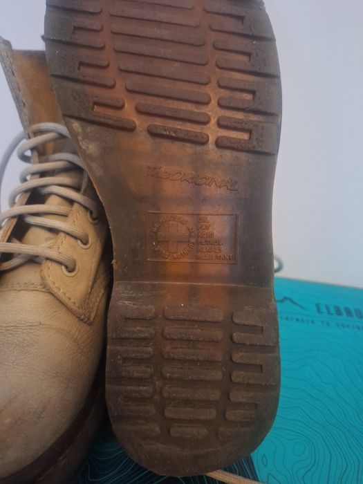 Dr. Martens 1410 Pascal botki sznurowane