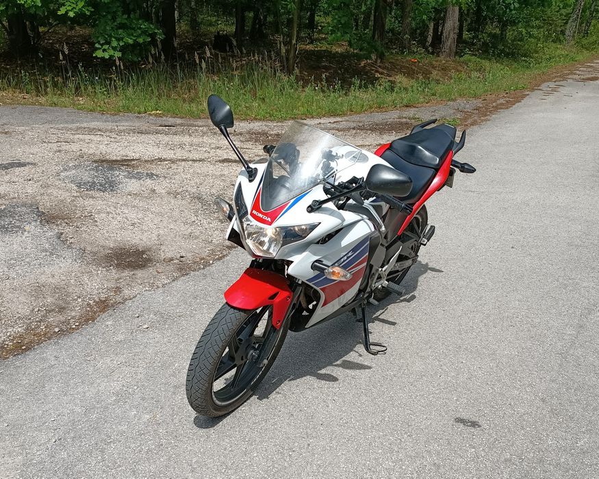 Honda CBR 125 kat A i B