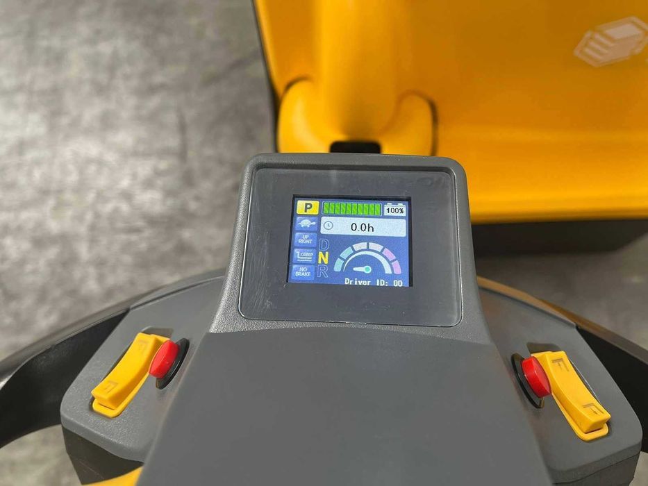 Empilhadeira elétrica RTE 7857-B 1500kg  Nova