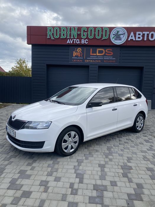 Skoda Rapid 2015 року