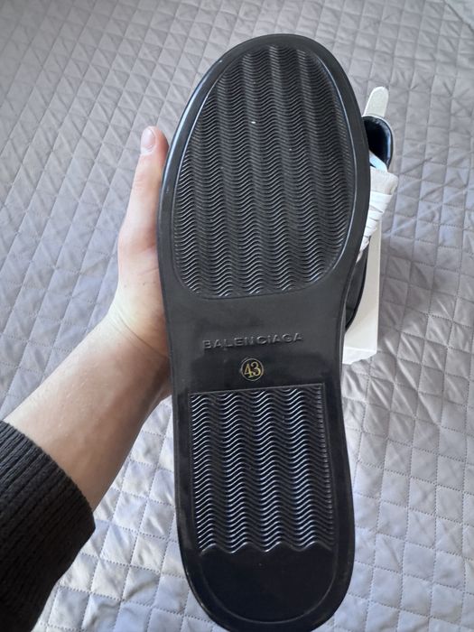 кросівки BALENCIAGA arena