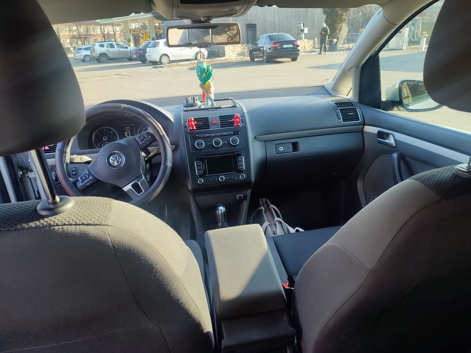 Продам Volkswagen touran