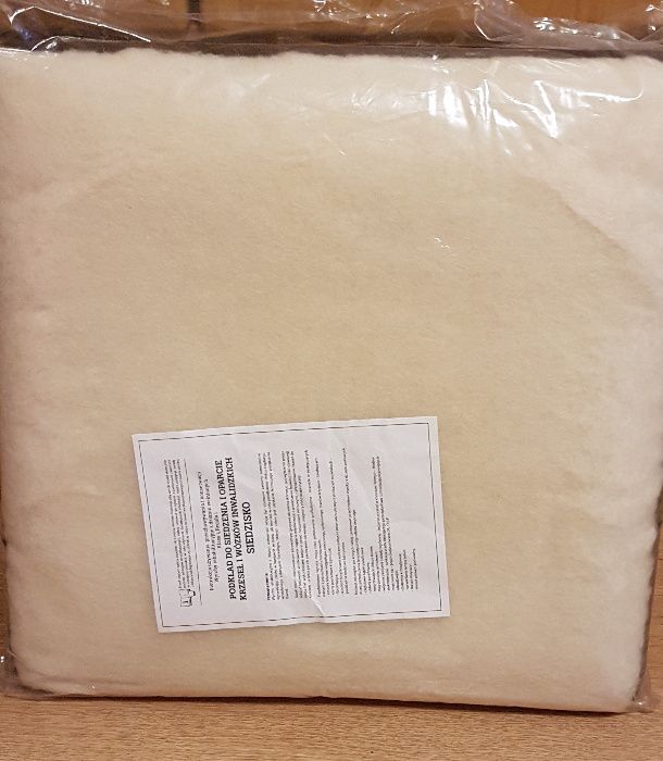 Wełniane siedzisko na fotel