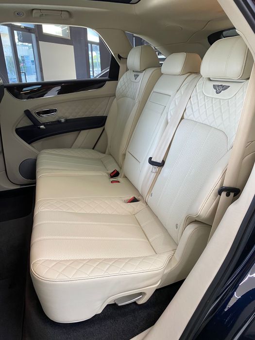 Bentley Bentayga V8 gasolina 2020