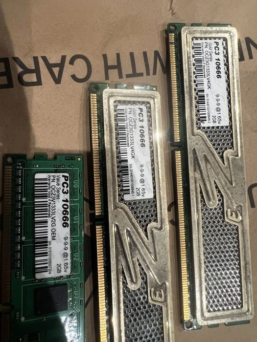 Оперативная память OCZ DDR3 1333 MHz 8gb 4x2 PC3-10666