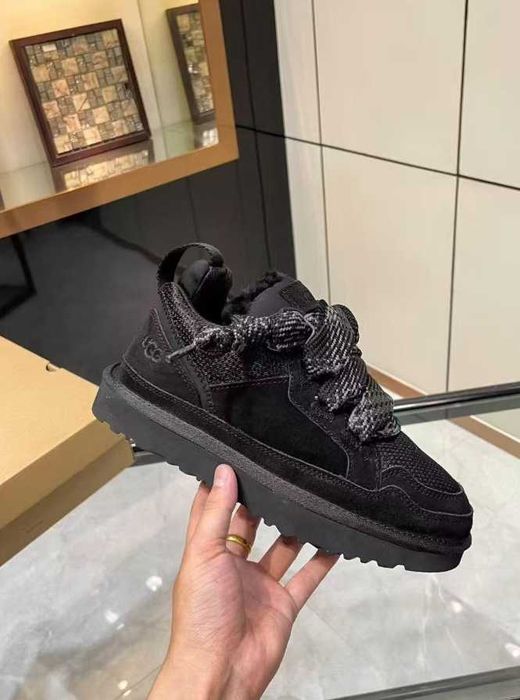 UGG_ Lowmel_ Black_Rozmiar.41