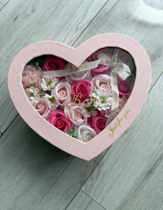 Róże mydlane prezent serce walentynki flowerbox w pudełku