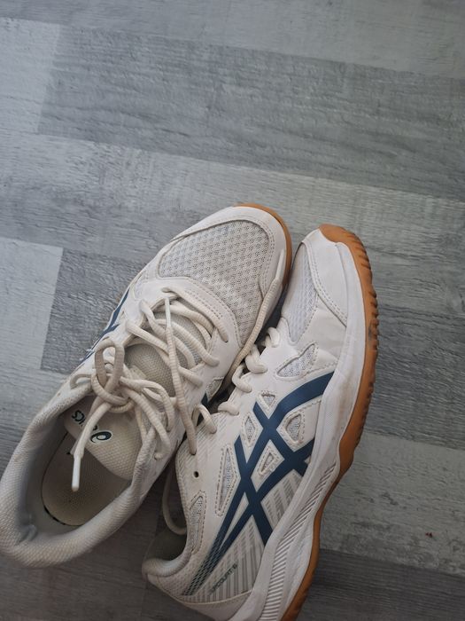 buty do siatkowki asics