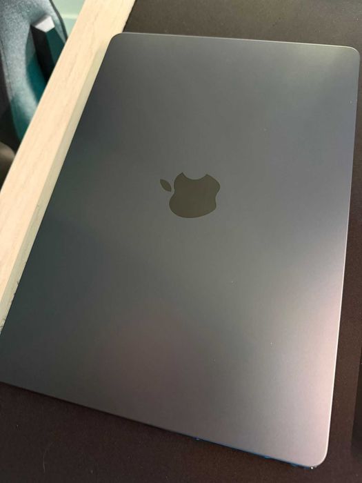 MacBook Air 13" M5 16GB 512GB Midnight 2026 Novo c/ Fatura