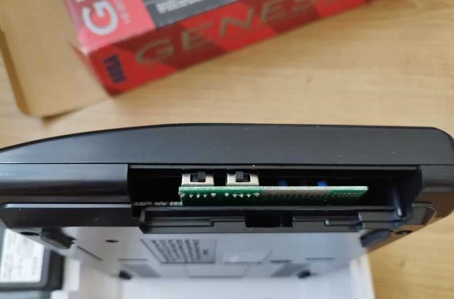 Konsola Sega Mega Drive MD2 z Grami