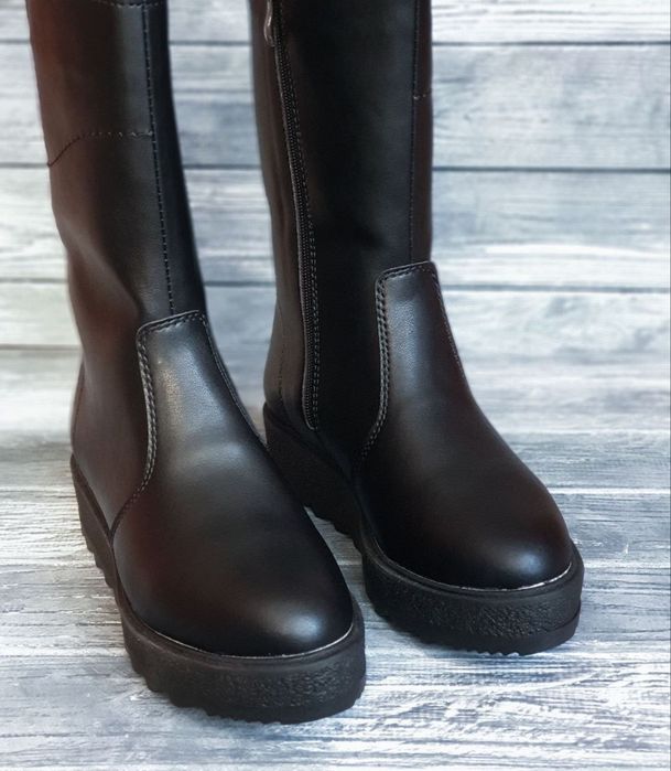 Чоботи зимові жіночі.  Теплі сапоги.