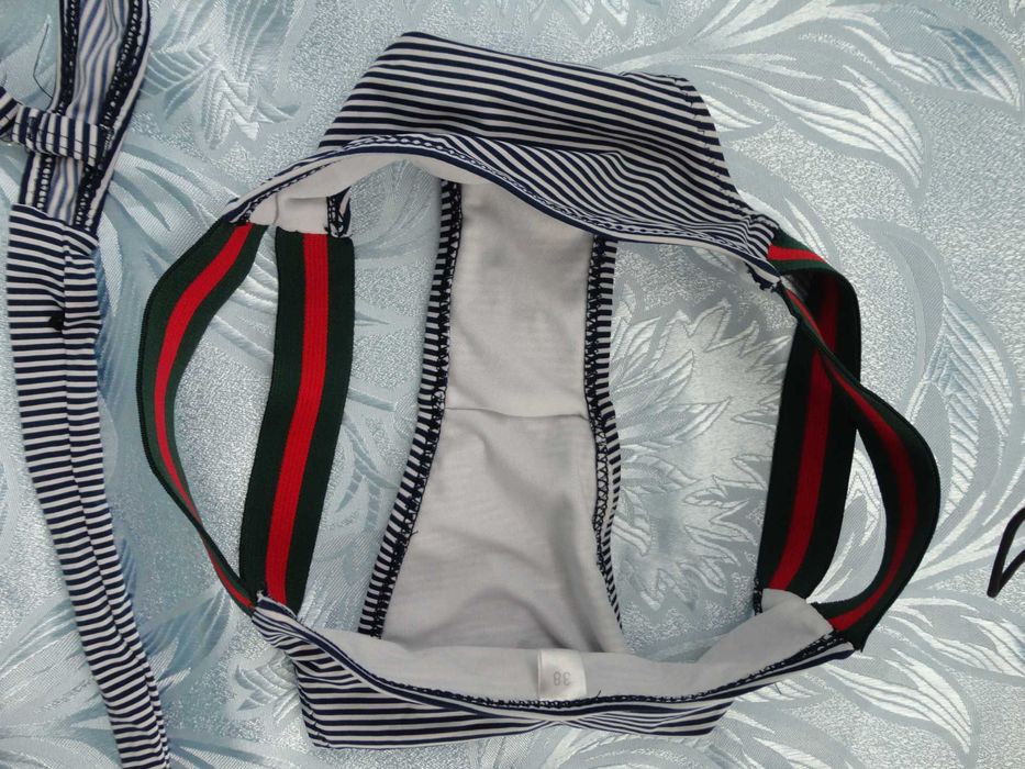 Стильний жіночий купальник роздільний 38 розмір.