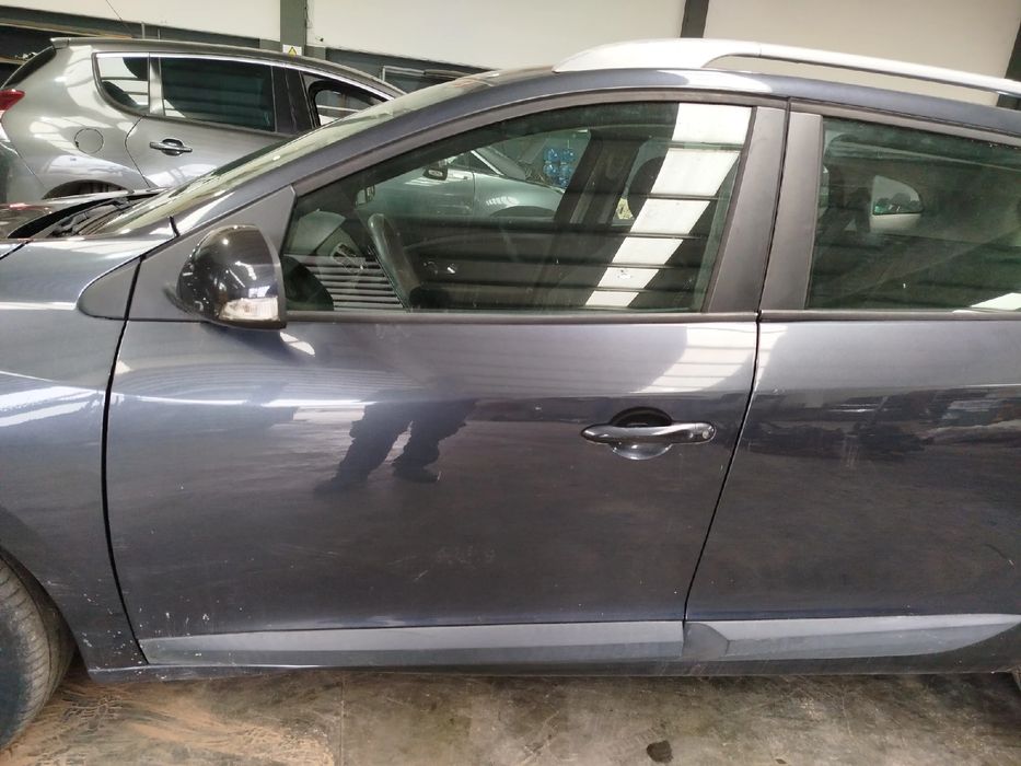 Left Front Door RENAULT Megane III Grandtour (KZ0/1)