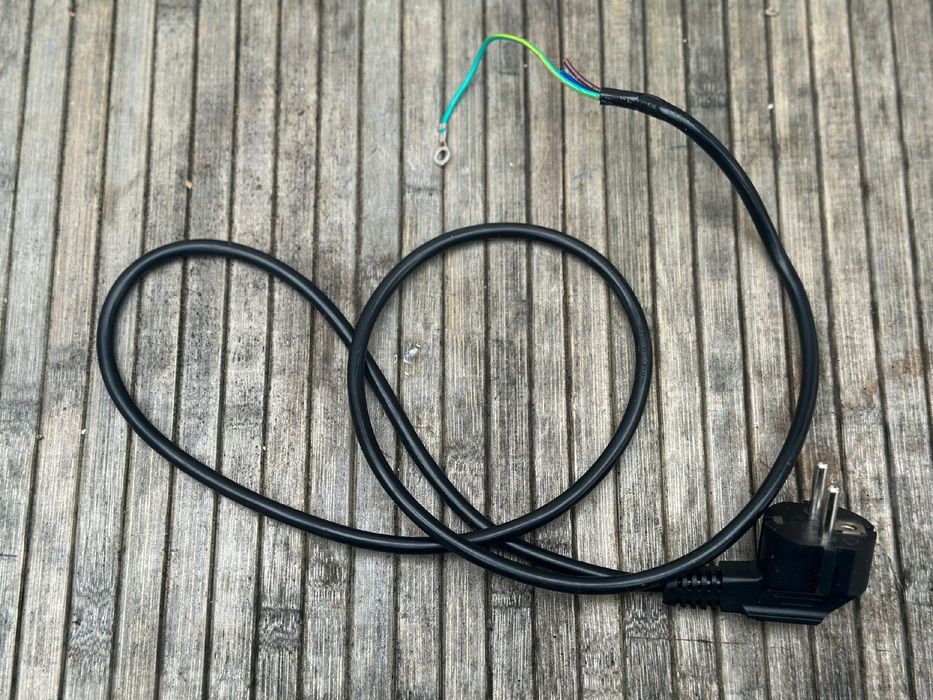 Przewód zasilający 230V Graef M90