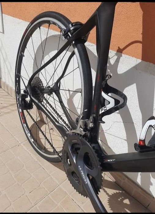 Btwin Facet 7 – Quadro em Carbono | Shimano Ultegra | Rodas RS80 C24 |