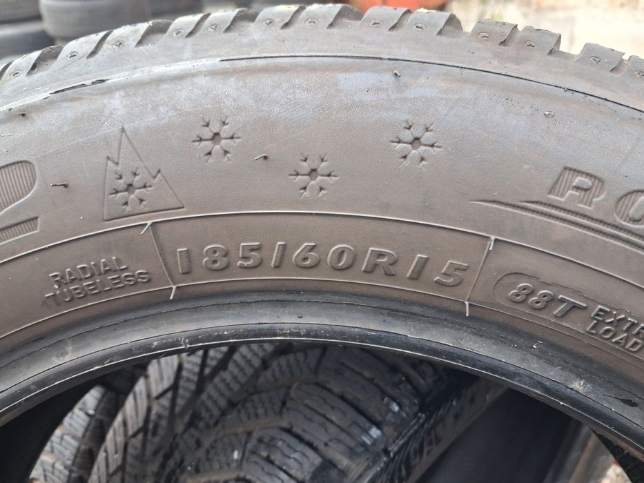 распаровка 185/60 R15 Dunlop зима б/у