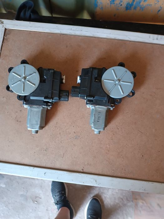 Стеклоподъёмник (склопідйомник) Mitsubishi outlander