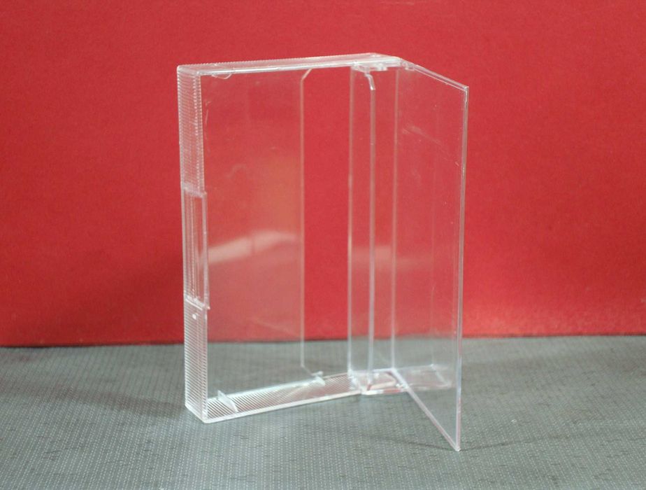 Caixa para Cassete s/ Pins Interiores / Formato Quadrado / Artigo Novo