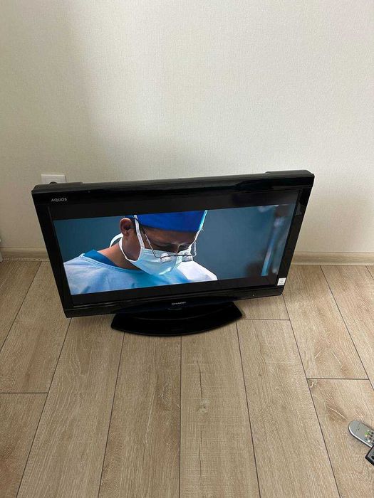 LCD телевізор Sharp LC-32FH500E