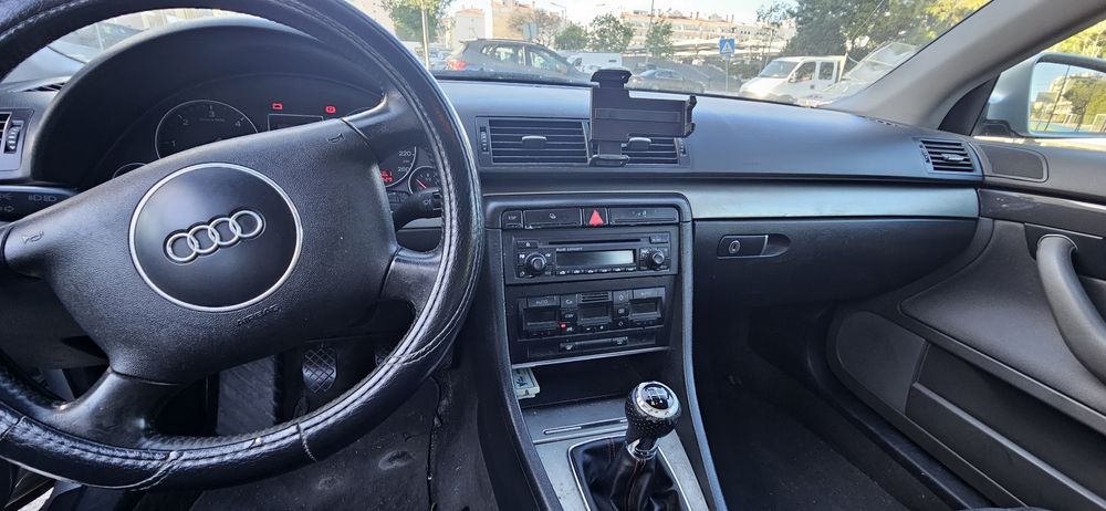 Audi A4 1.9 TDI 130 cv 2001