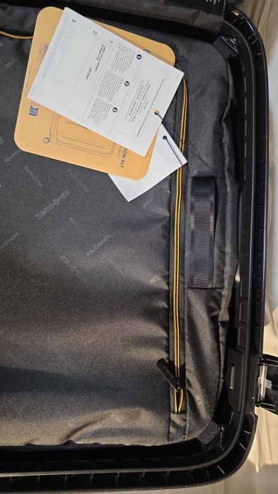 Mala Samsonite Essens Nova, na Caixa!!! Tamanho Grande (75 cm, 23 Kg), cor Grafite. OPORTUNIDADE!!!