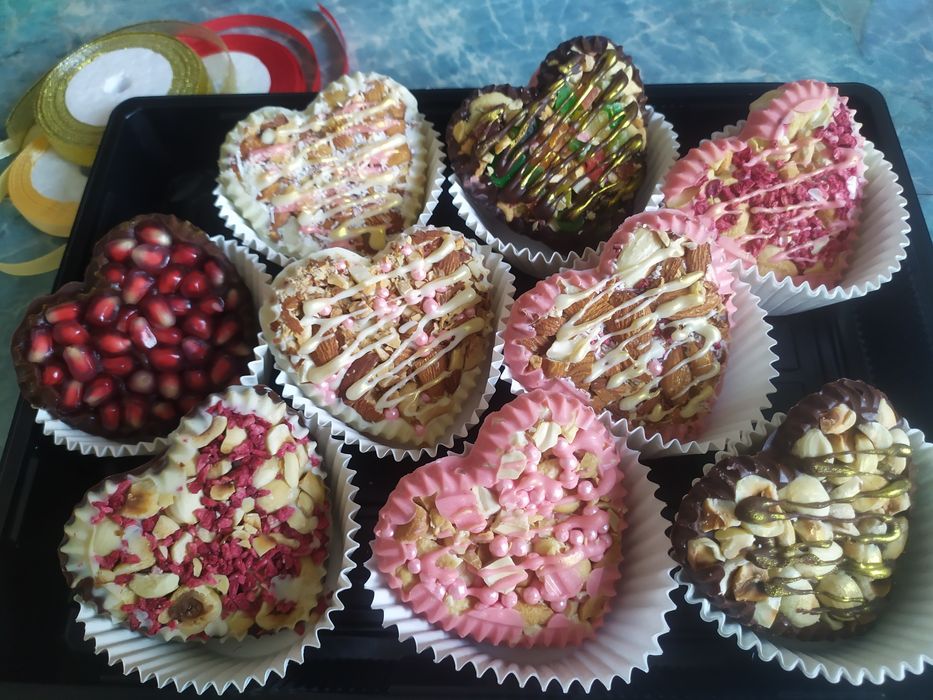 Сердечки з бельгійського шоколаду з натуральними додатками (Barry Cal)