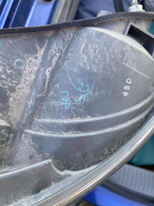 Фара Mazda 6gg 2004