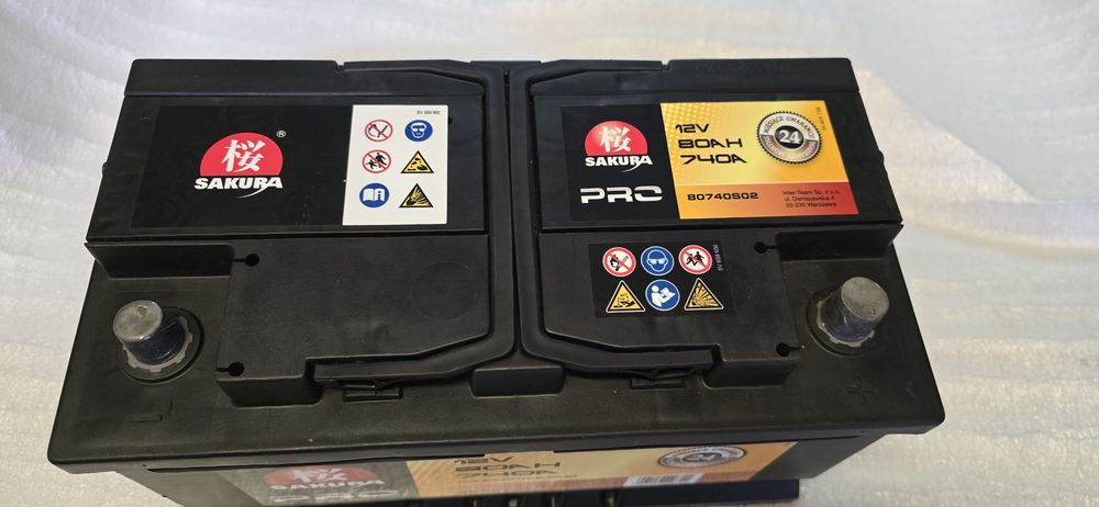 Akumulator 80 Ah, prawy plus