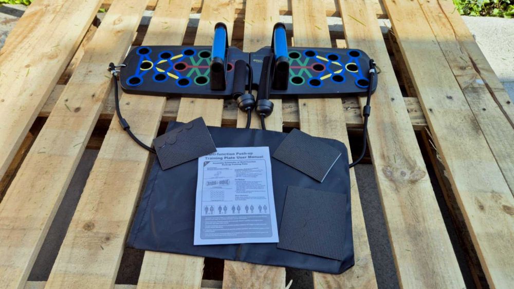 Deska do pompek z tubingami oraz workiem transportowych siłownia