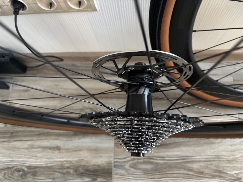 Гревел шосе колеса Zipp 303s 700с 12х142 12х100 tubeless ready
