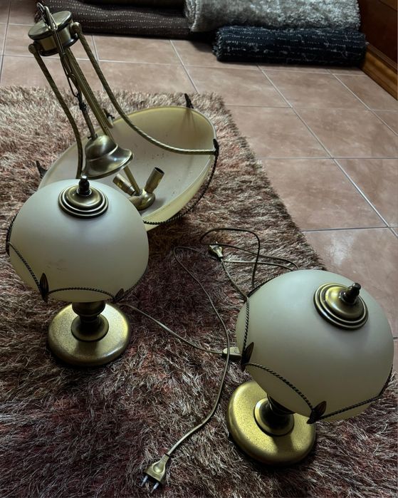 Conjunto candeeiros de quarto em latão e vidro
