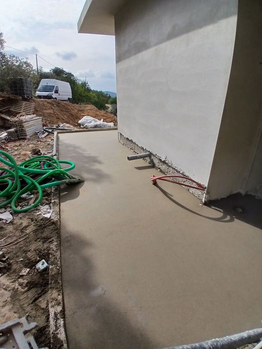 Betonilhas e betao com helecoptro