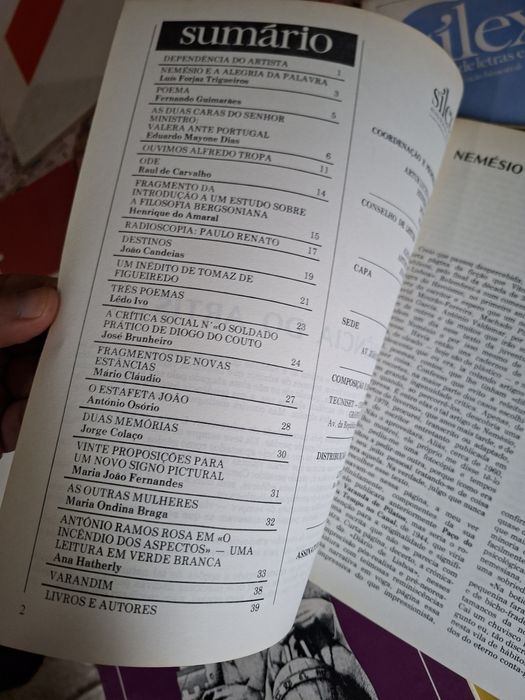 Oito números da antiga revista literária Silex