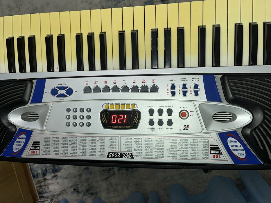 Piano Eletrónico