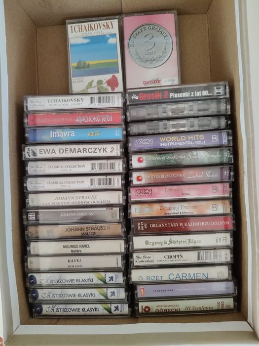 Zestaw  kaset magnetofonowych 5 złotych za sztukę
