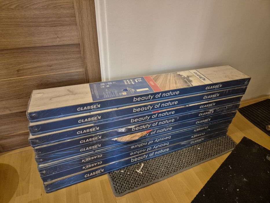 Panele (NOWE w opakowaniu oryginalnym ) 18 m2 - sprzedam do 30.04