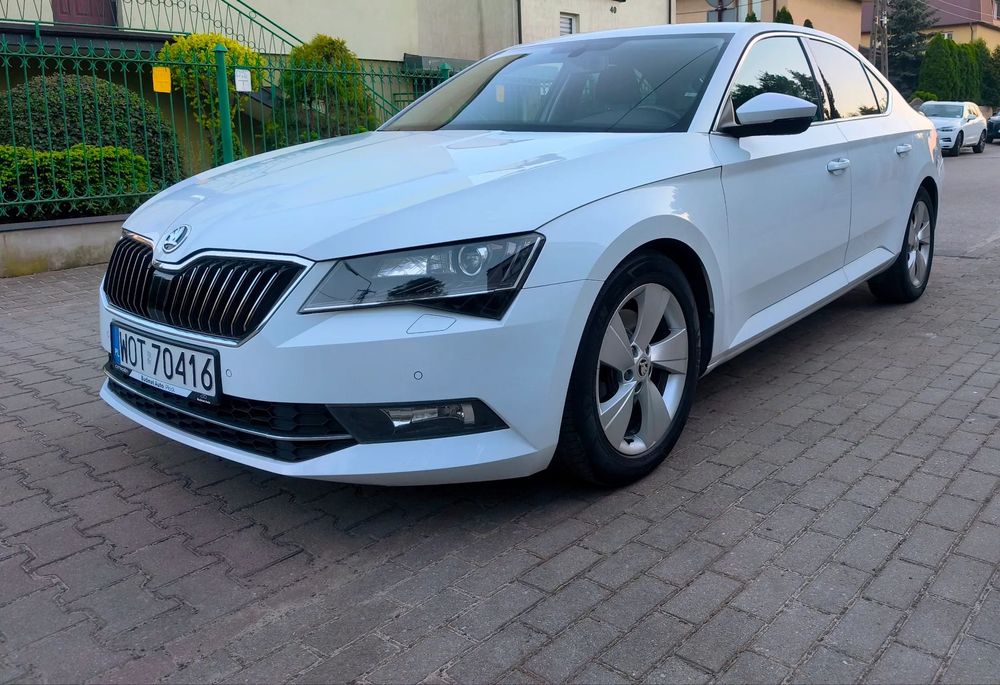 Skoda Superb Superb 3 2.0 CR 190 km DSG