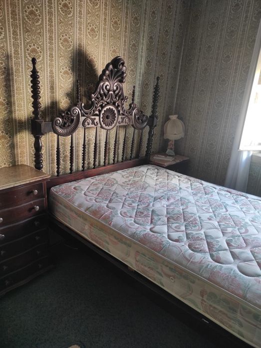 Moveis antigos em madeira