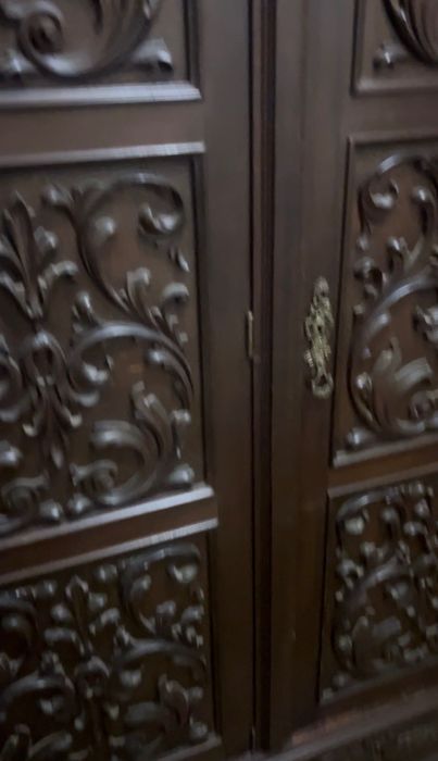 Roupeiro vintage, bom preço, negociável