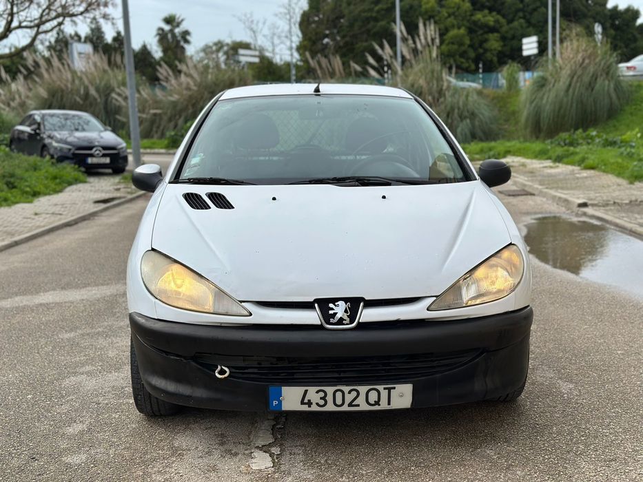 Peugout 1.9D comercial ano 2000 com (AC)