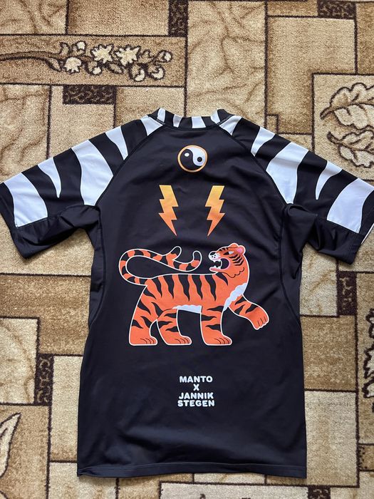 Рашгард manto tiger (оригинал)