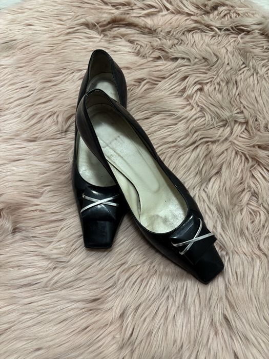 Buty na obcasie Arrado