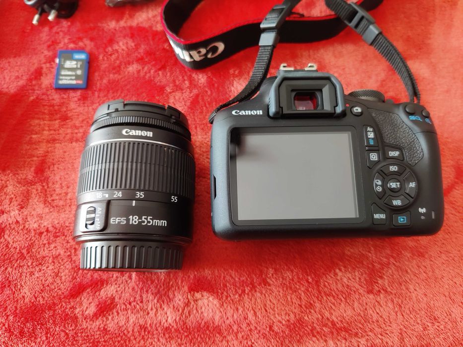 Kit Máquina Fotográfica CANON EOS 2000D + Lente 18-55 mm + Tripé Hama