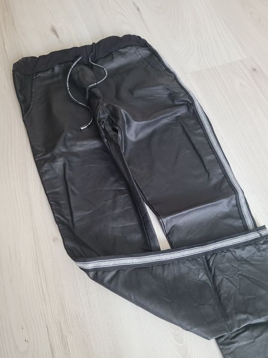 Nowe spodnie S skórka