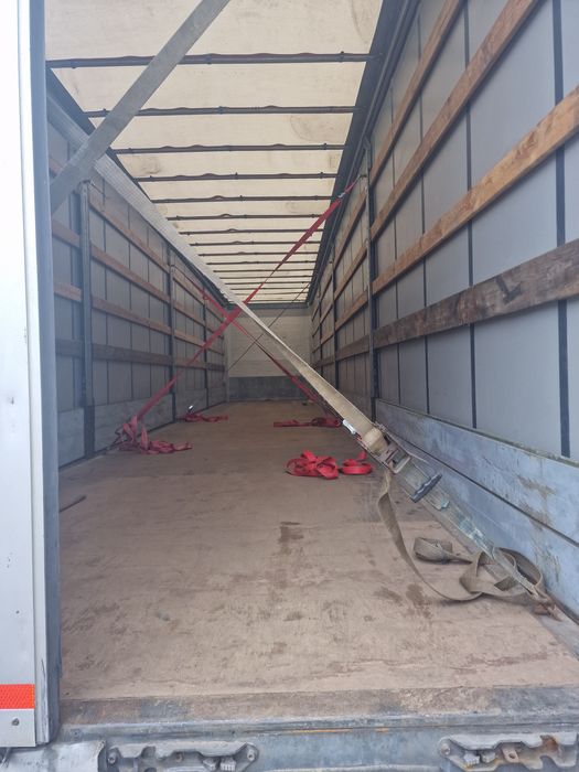 Напівпричеп Schmitz Cargobull