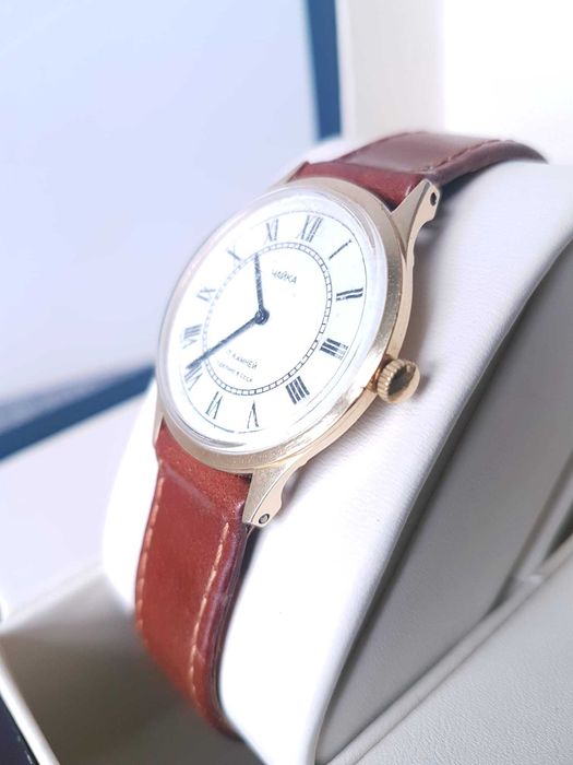 Klasyczny zegarek mechaniczny Czajka