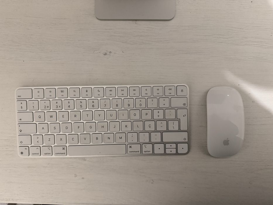 IMac 2023 M3 8GB 24”